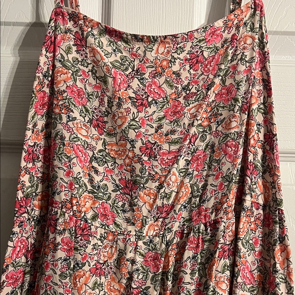 Old Navy Floral Pink Midi Dress - Picture 3 of 4